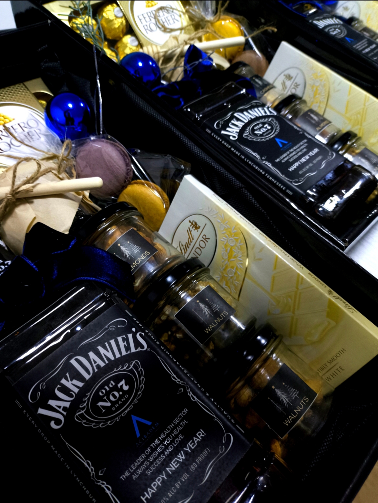 СЕТ 16 — Виски Jack Daniels & апетисани (1/2)